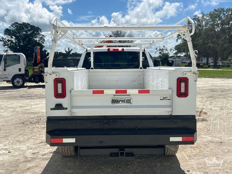 2019-dodge-2500-image-37
