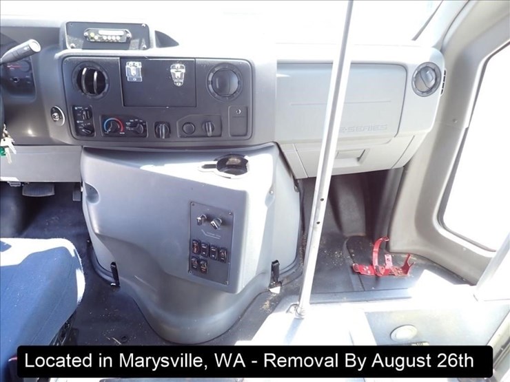 2019-ford-e450-image-2