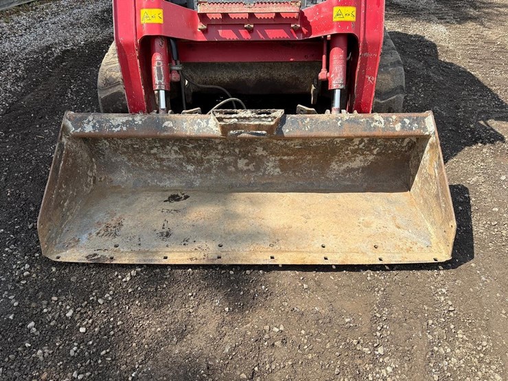 takeuchi-tl12v2-image-9