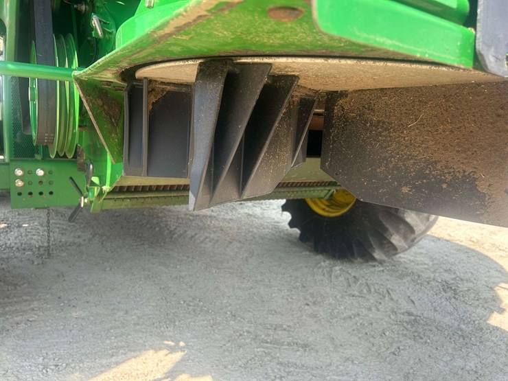 2011-john-deere-9770-sts-image-19