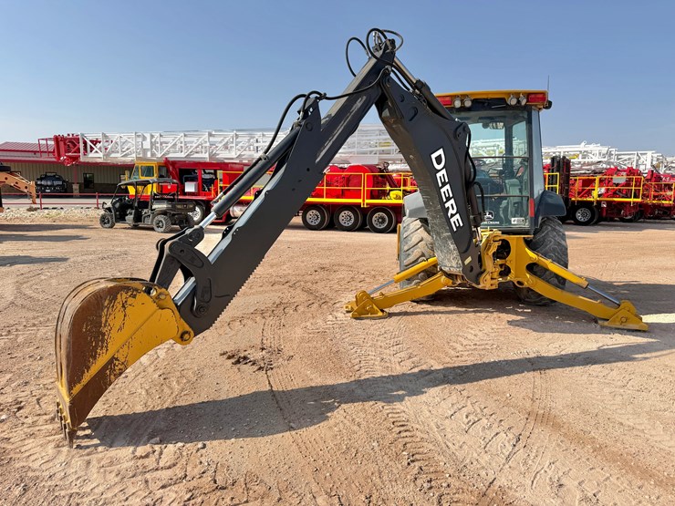 2012-deere-310k-image-5
