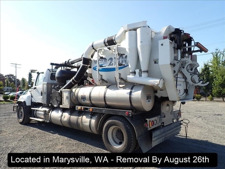 2016-freightliner-114sd-image-28