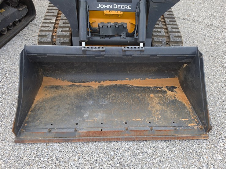 2019-deere-331g-image-3