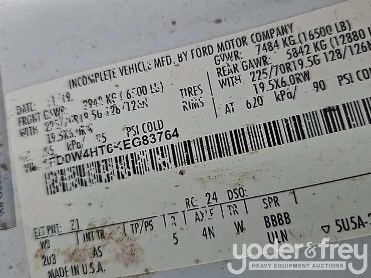 2019-ford-f450-xl-image-35