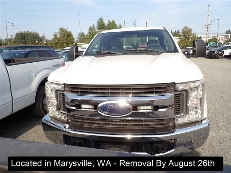 2017-ford-f250-xl-image-17