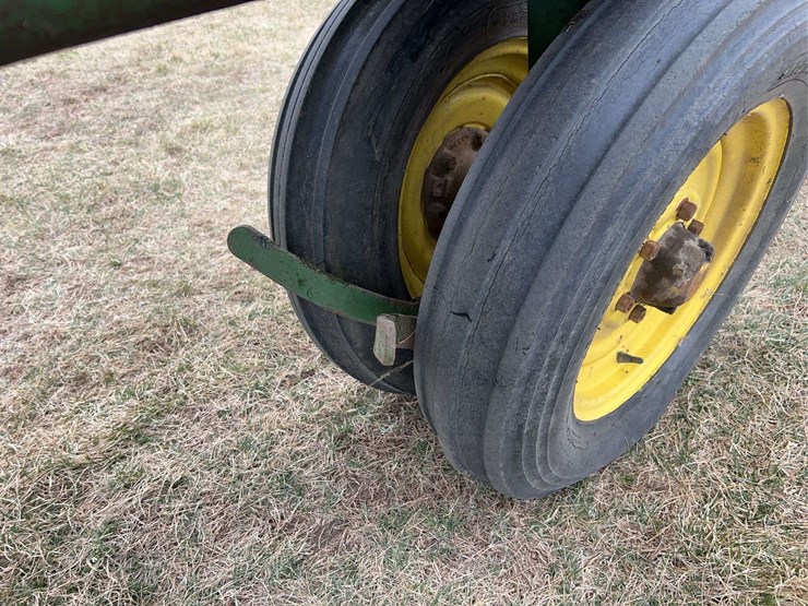 john-deere-model-a-image-19