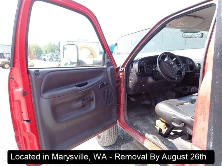 2002-dodge-3500-image-8