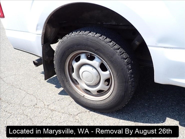 2015-ford-f150-xl-image-12