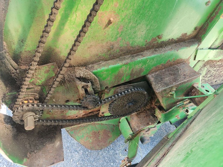 john-deere-385-image-7