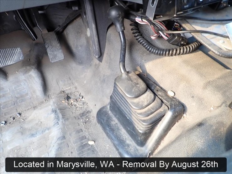 2014-ford-f550-image-26