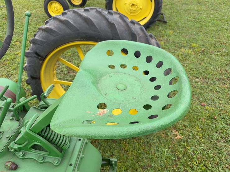 john-deere-model-b-image-37