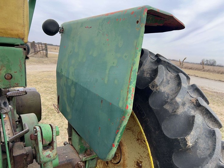 john-deere-70-image-34