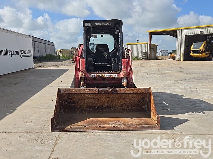 2019-takeuchi-tl8-image-8