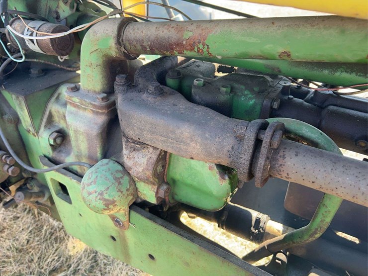 john-deere-530-image-25