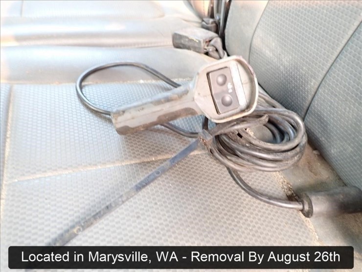 2011-ford-f550-image-34