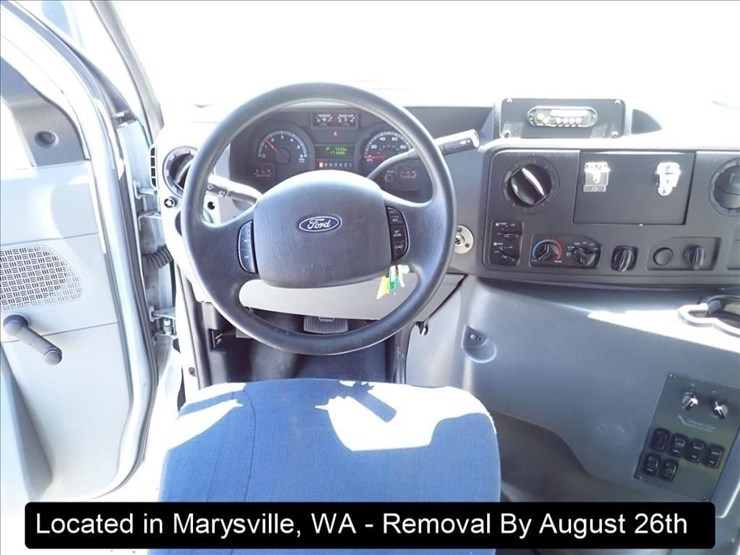 2019-ford-e450-image-3