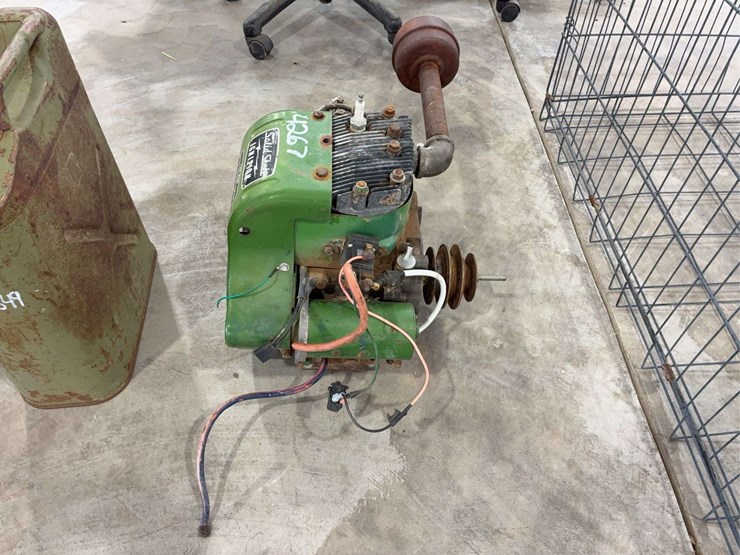 solid-state-ignition-gas-motor-and-metal-jerry-can-image-7