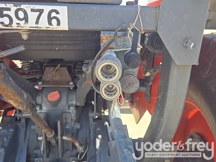 2016-kubota-mx5200d-image-26
