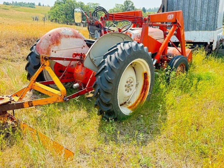 ford-8n-image-3