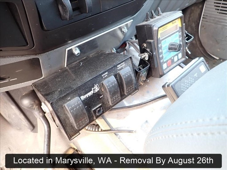 2014-ford-f550-image-24