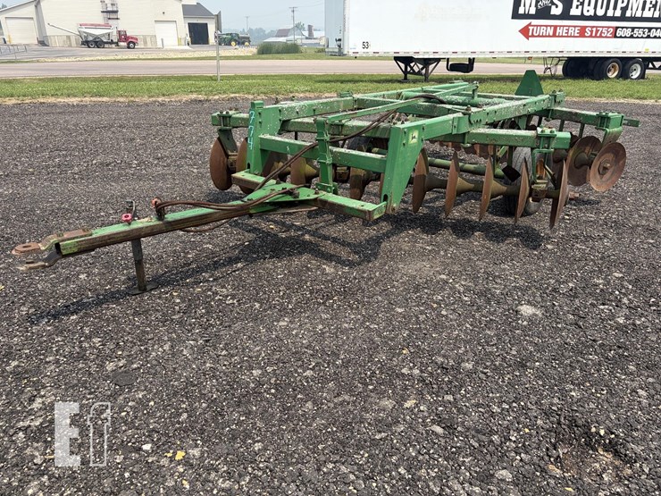 john-deere-offset-disc-774-image-1