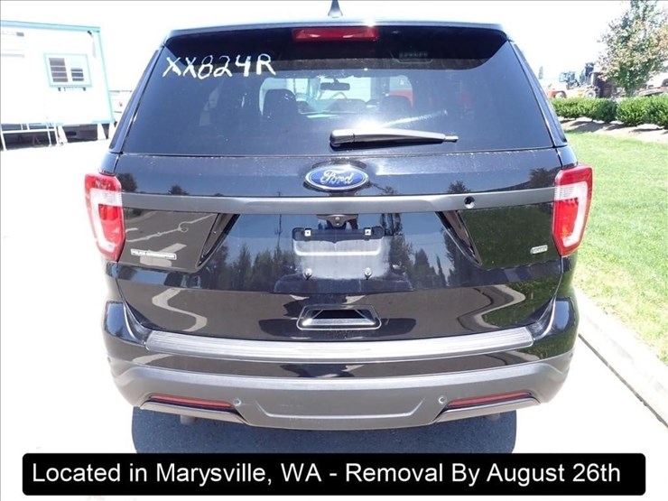 2018-ford-explorer-image-18