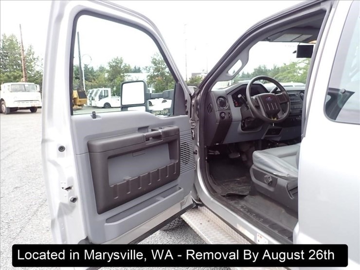 2015-ford-f550-image-14