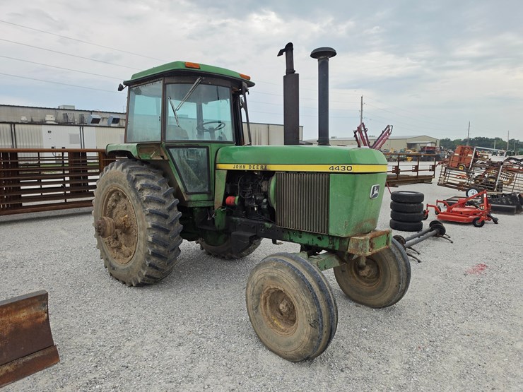 1977-john-deere-4430-image-19