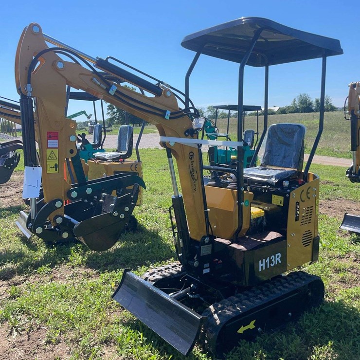 H13R Mini Excavator