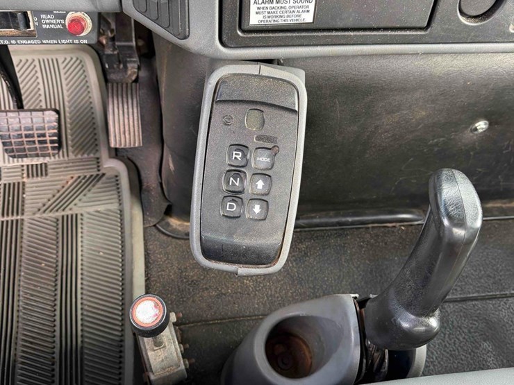 2005-international-durastar-4300-image-20