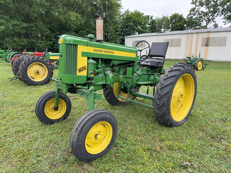 1957-john-deere-420-image-1