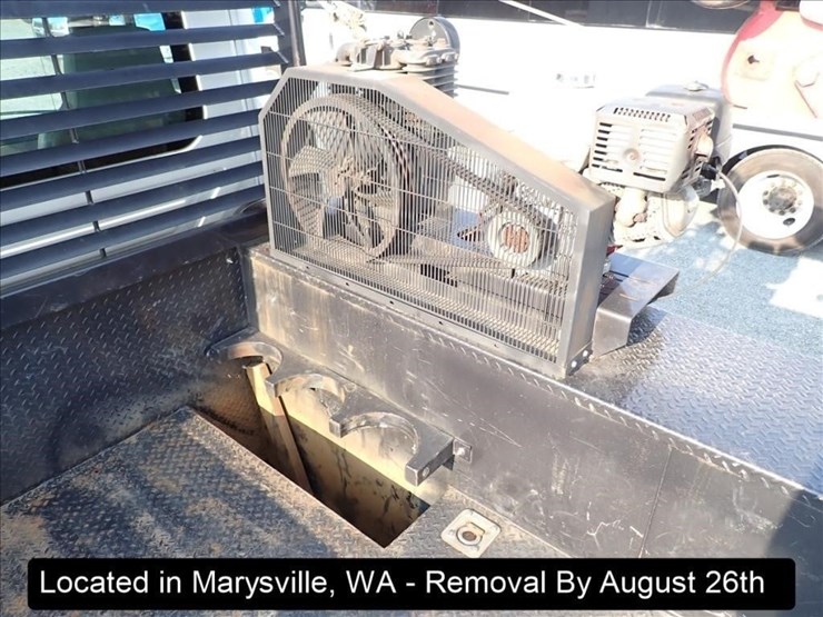 2003-international-durastar-4300-image-7