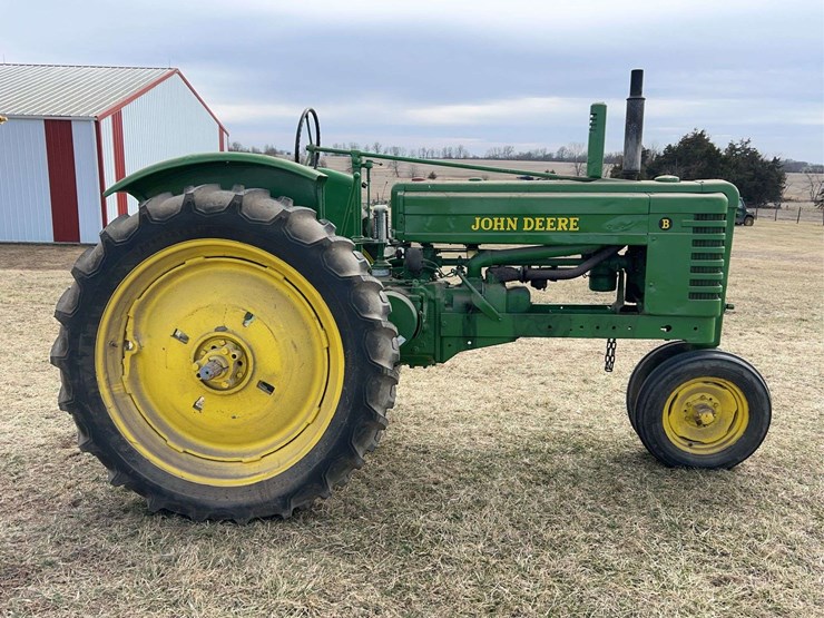 john-deere-model-b-image-6