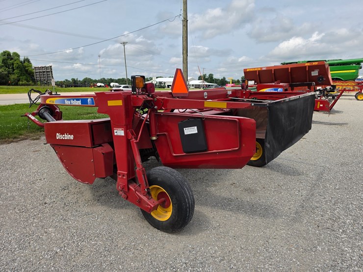 2014-new-holland-h7330-image-9