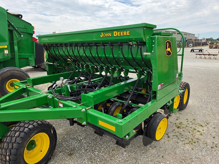 1996-john-deere-750-image-17