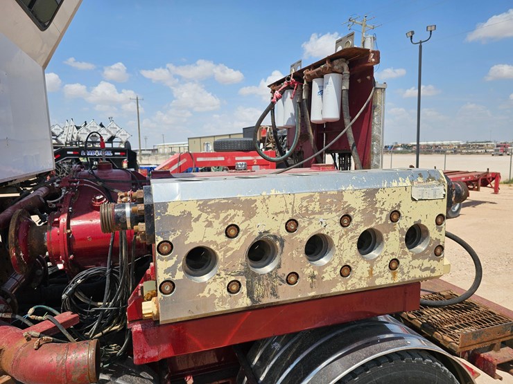 2011-cummins-qsk23-image-7