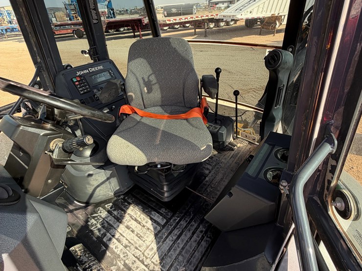 2019-deere-310sl-image-17