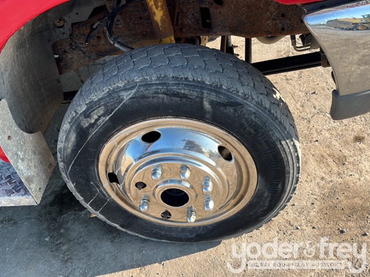 2002-ford-f450-xl-image-10