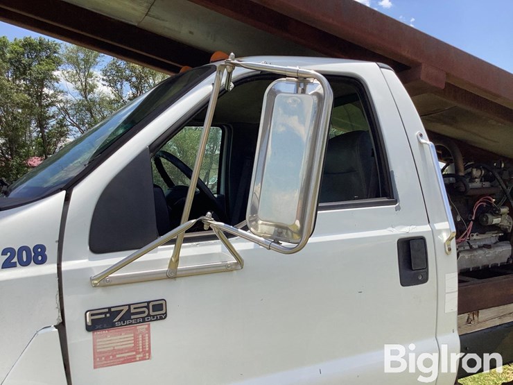 2006-ford-f750-image-13