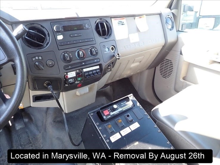 2009-ford-f550-image-17