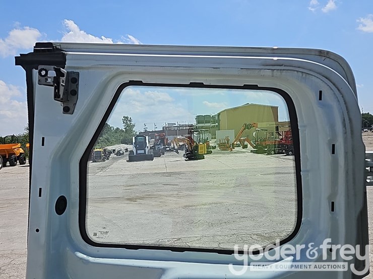 2015-ford-transit-image-20