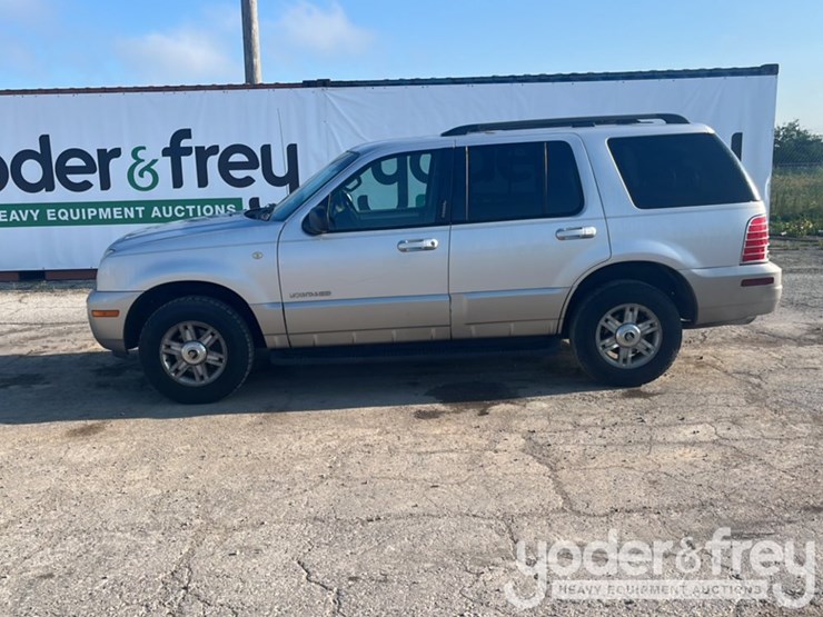 2002-mercury-mountaineer-image-3