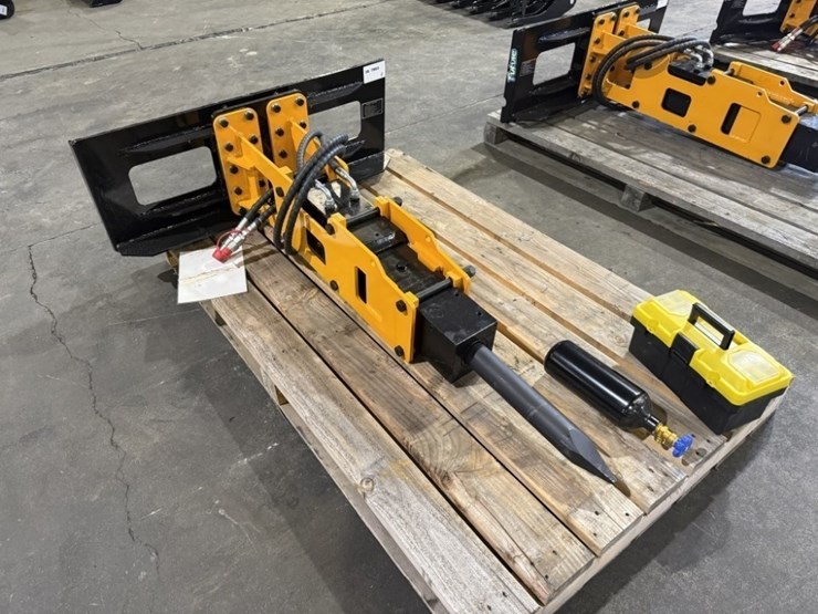 2026-future-ft-p680-hydraulic-breaker-image-2