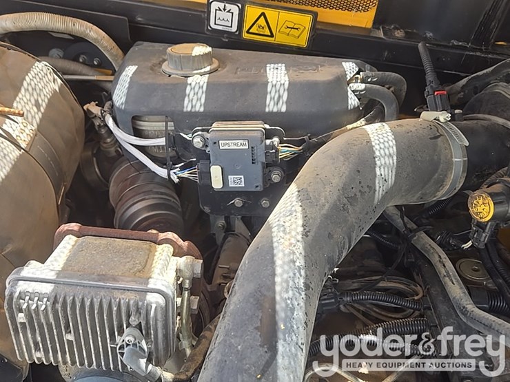 2019-jcb-510-56-image-36