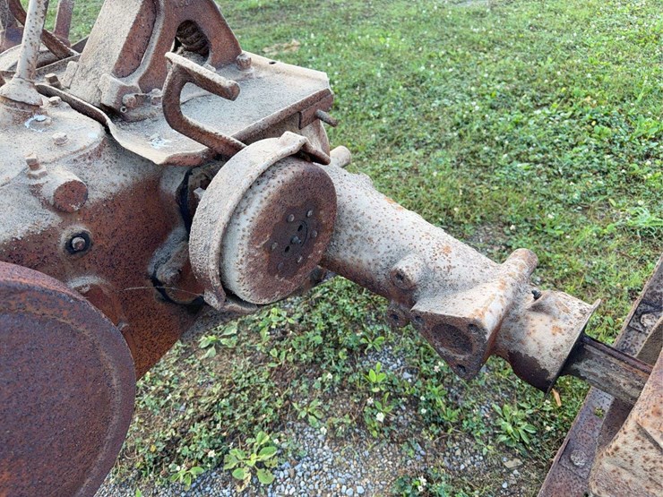 john-deere-model-b-image-33