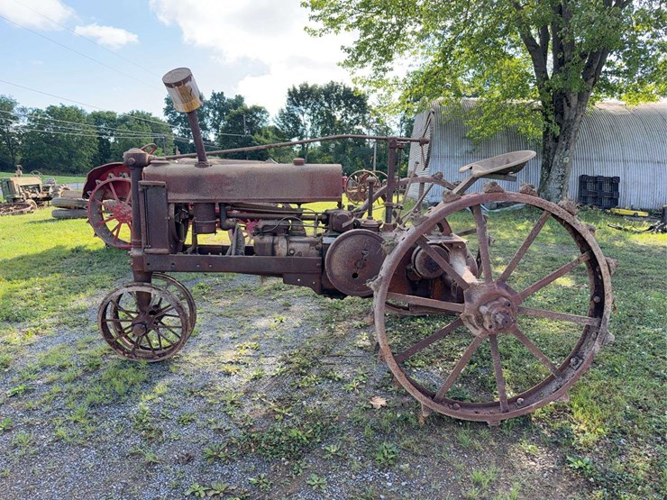 john-deere-model-b-image-2