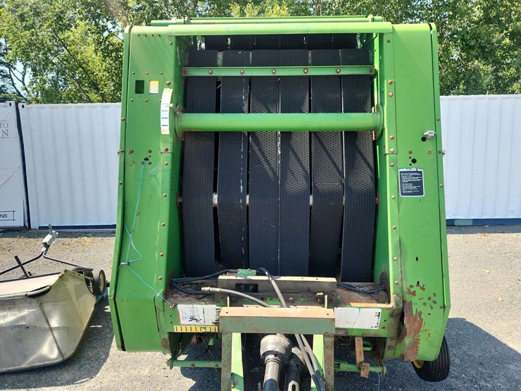 john-deere-385-image-10