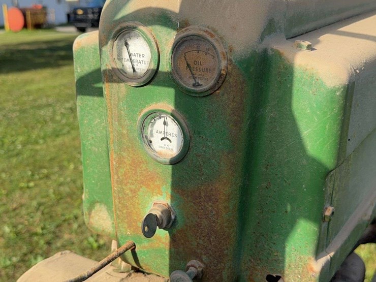 john-deere-model-b-image-36