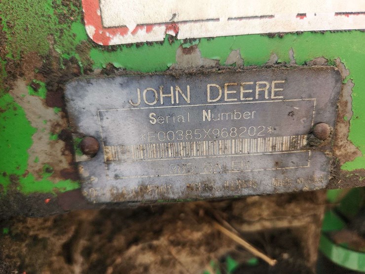 john-deere-385-image-11