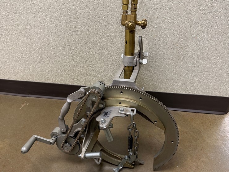 mathey-dearman-3in-to-8in-salddle-machine-w/-victor-torch-image-2